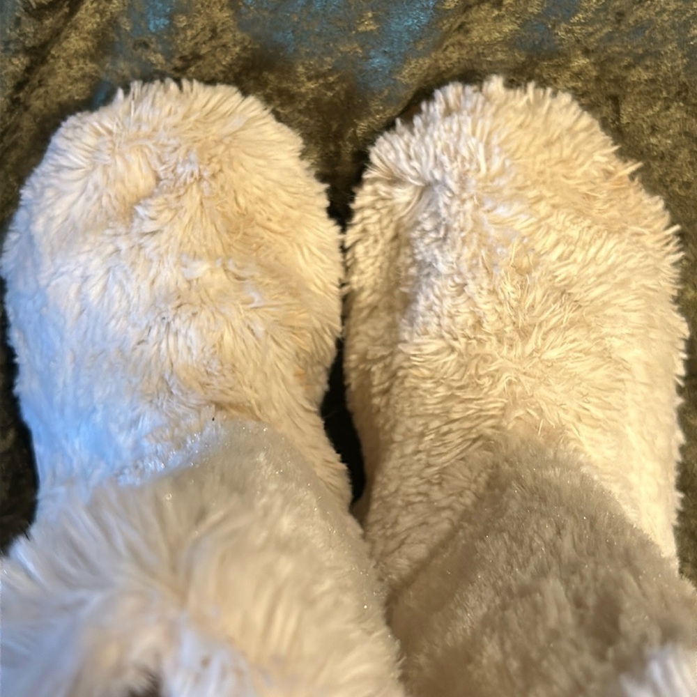 High Top Slippers - Picture 2 of 10